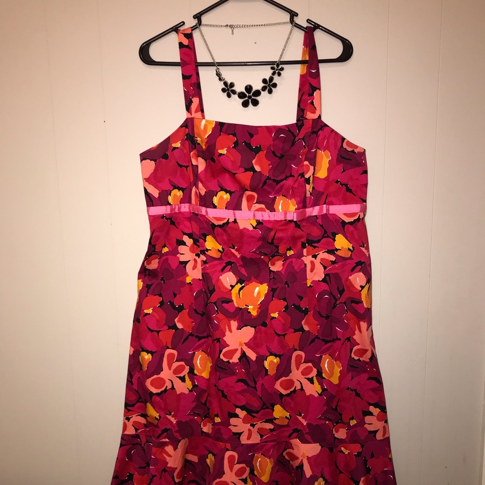 💕 The Perfect Floral Dress - size 14W - EUC